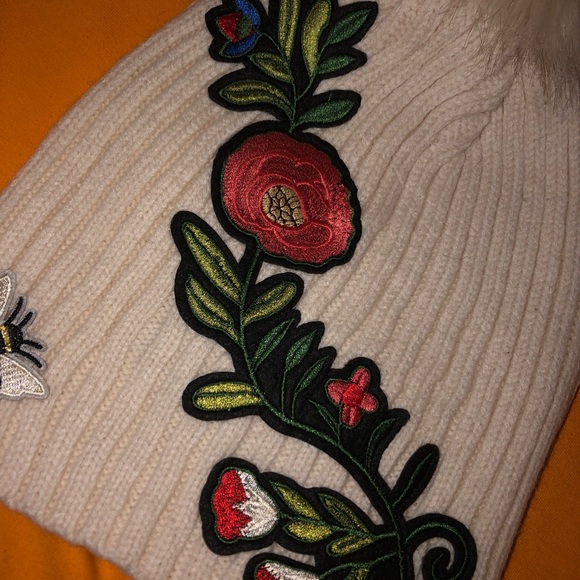 Renee's NYC Accessories | Renee's NYC Access Hat - Picture 3 of 5